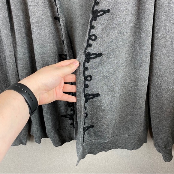 Carolyn Taylor Embroidered Open Front Cardigan Size XL Gray Black Dark Academia - Picture 2 of 7